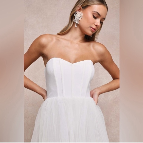 Lulus Large NWT Enchantment Elegant White Strapless Dress w Tulle Tiered Skirt - Picture 2 of 9
